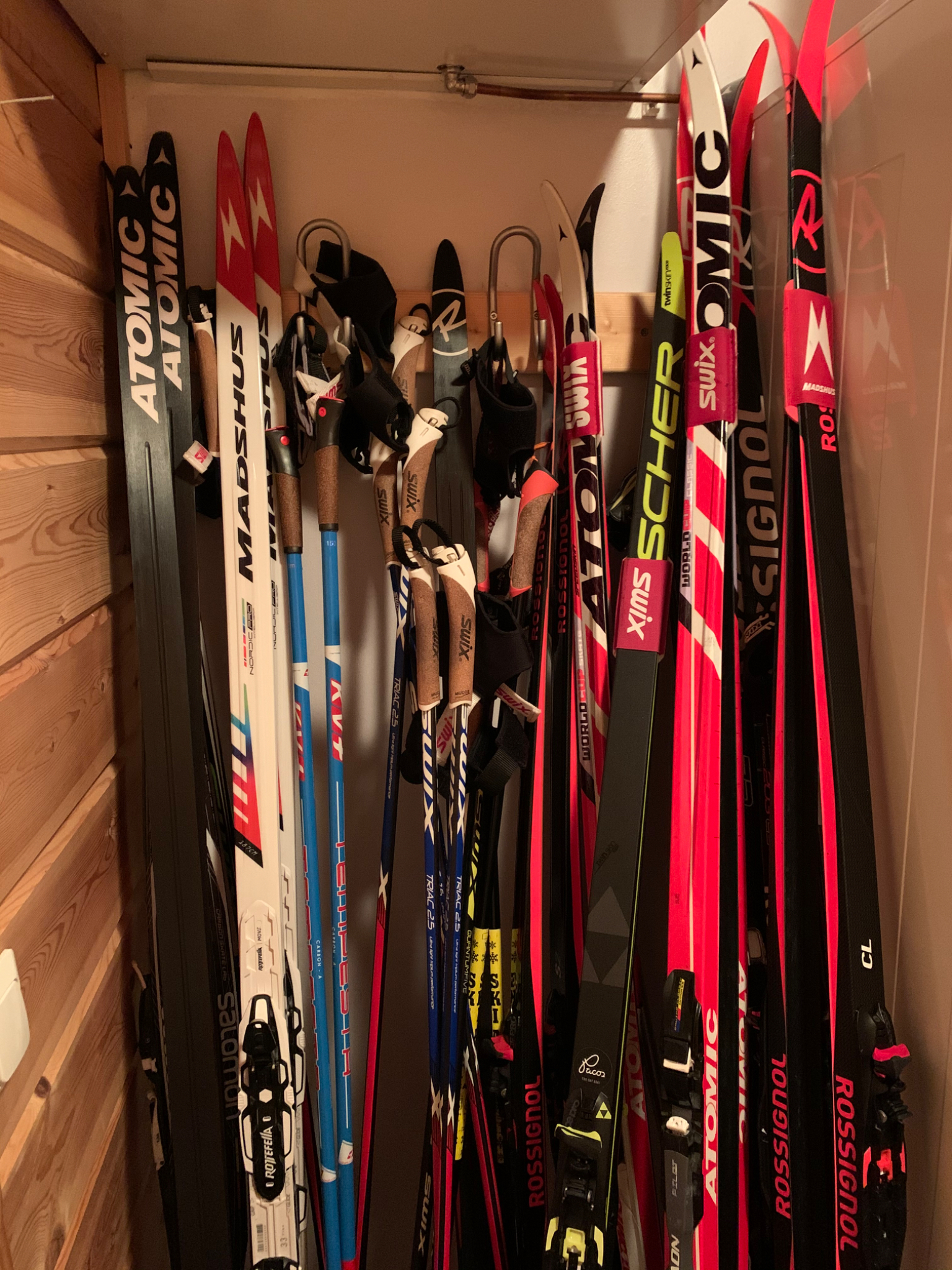 Skiis
